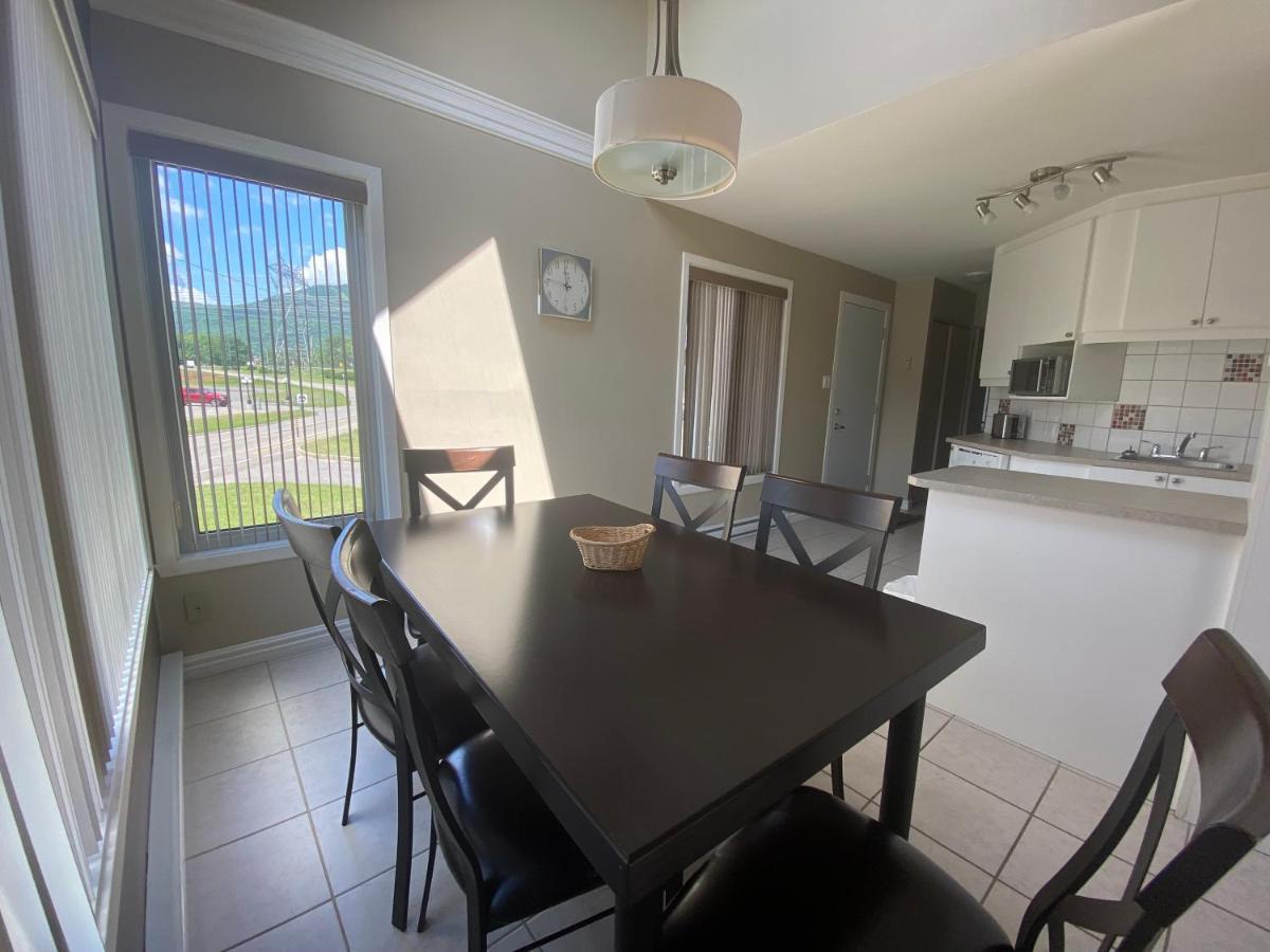 Condos Vacances Msa 2Ch Avec Piscine Et Spas Exterieurs Gratuits 4 Saisons!! Beaupre Ngoại thất bức ảnh